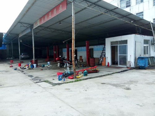 新洲龍騰大街一樓獨門獨院700㎡鋼結構廠房出租，適合汽修倉庫及二手車經(jīng)銷